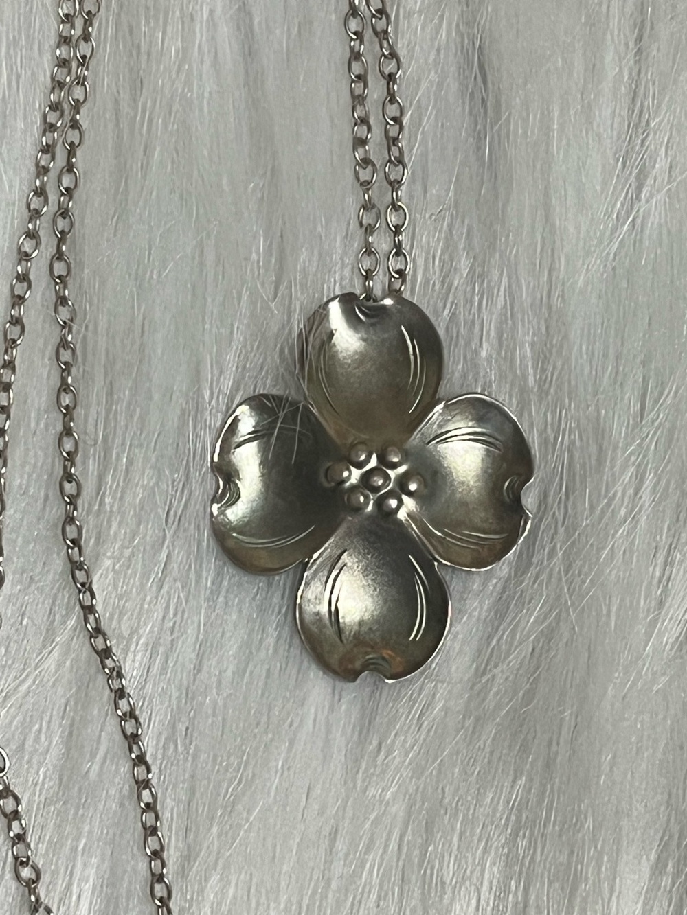 Sterling Stuart Nye Dogwood Necklace